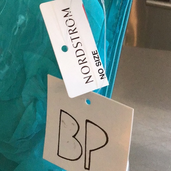 NWT Nordstrom Blue/clear water proof zippered pouch. - Picture 2 of 4